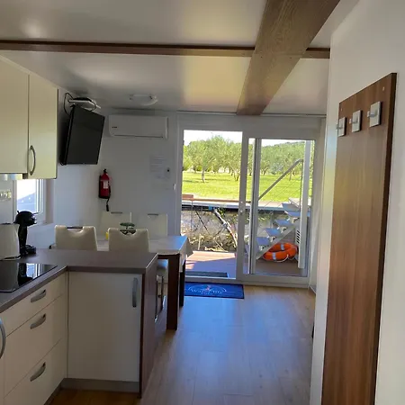 Hausboot - Floating House Water Lily * 풀라