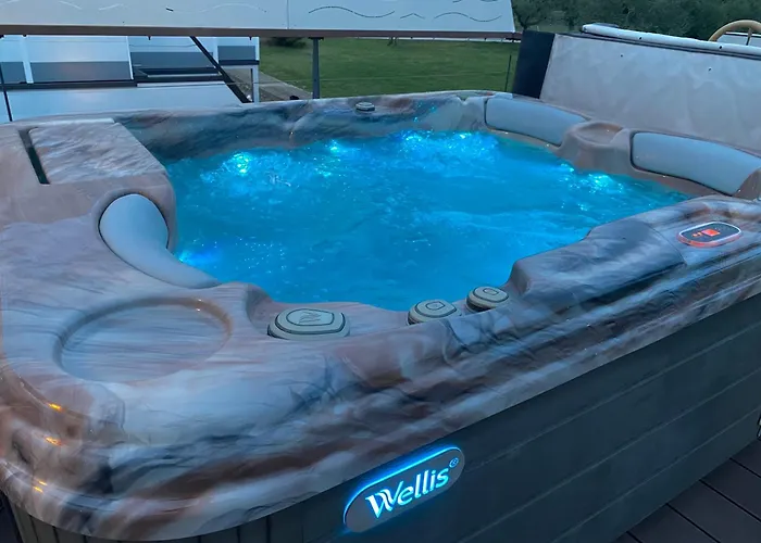 Hausboot - Floating House Water Lily 풀라